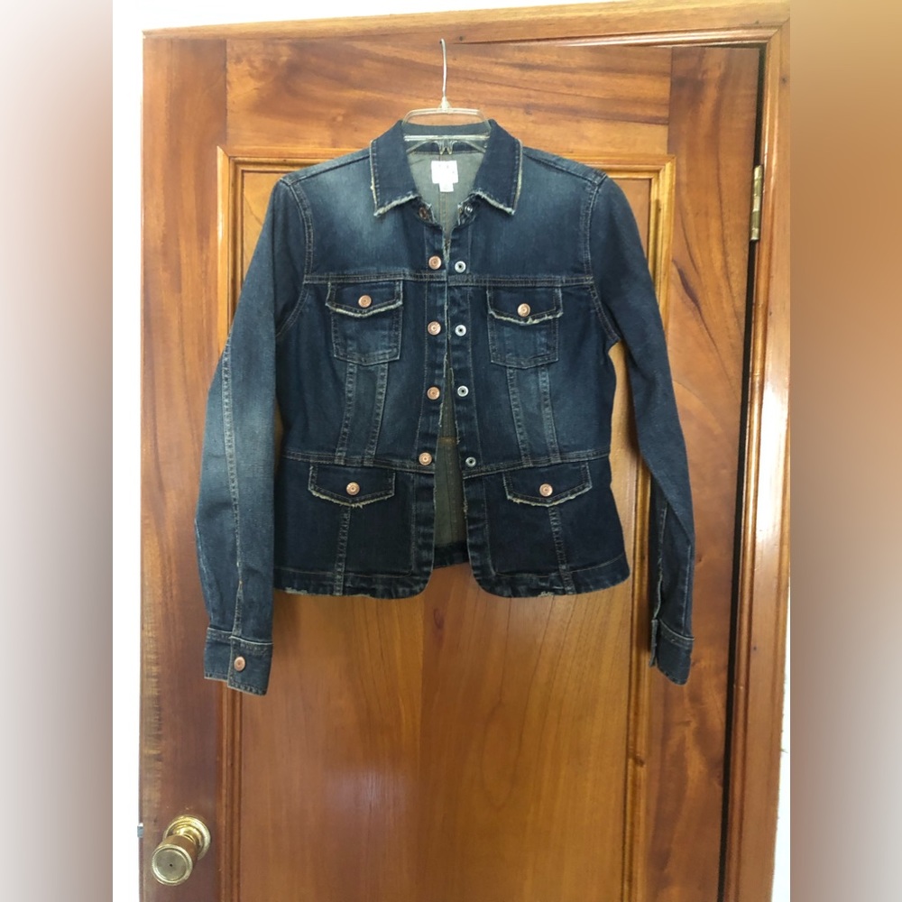 Old Navy denim jacket women Size M very lightly use